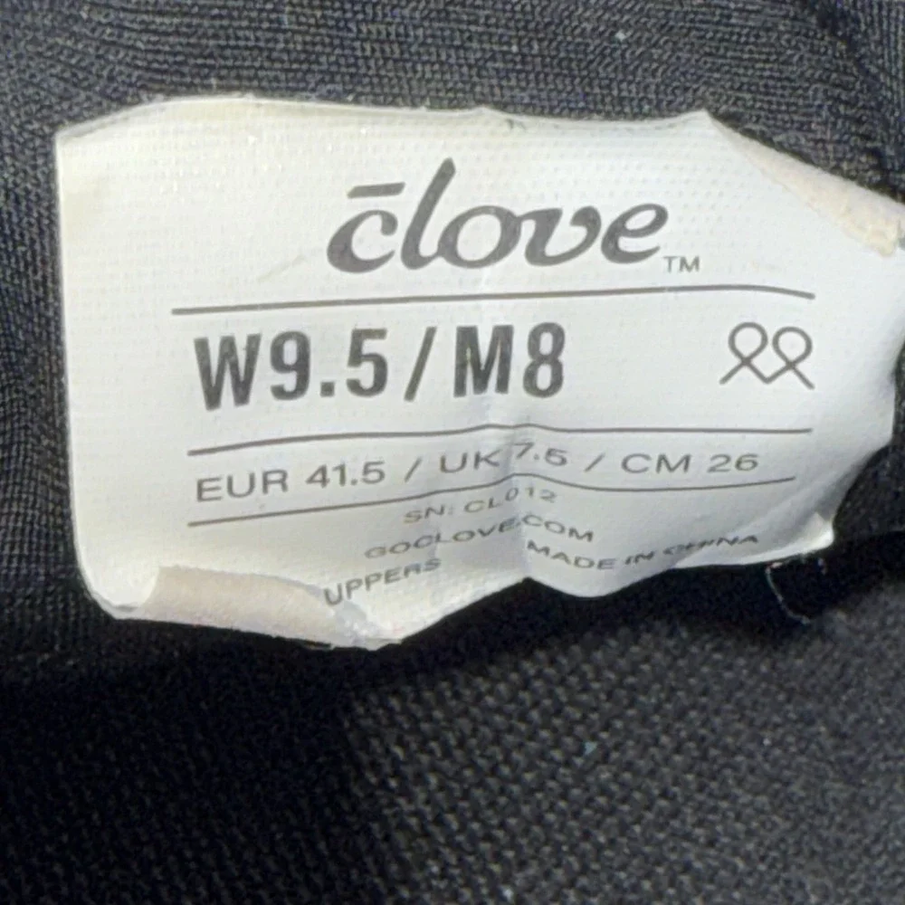 Clove Nursing Shoes All Black Women's Size 9.5 Men's Size 8 Waterproof